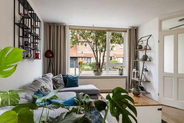 Medium property photo - Koningin Julianastraat 101, 4153 BX Beesd